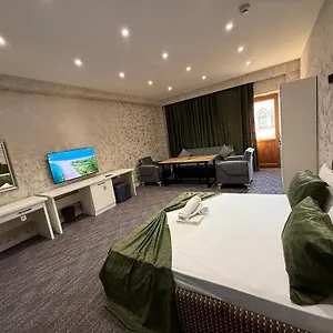 4* Otel Black Mont