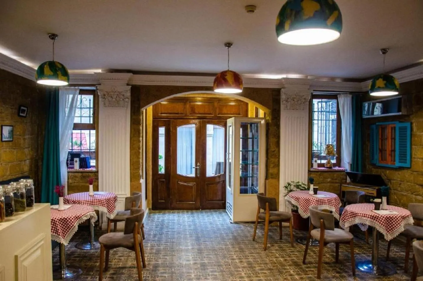 Royal Qala Hotel Baku 0*,